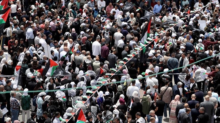 يوم الأسير الفلسطيني... تصاعد الاعتقالات وتدهور أوضاع الأسرى