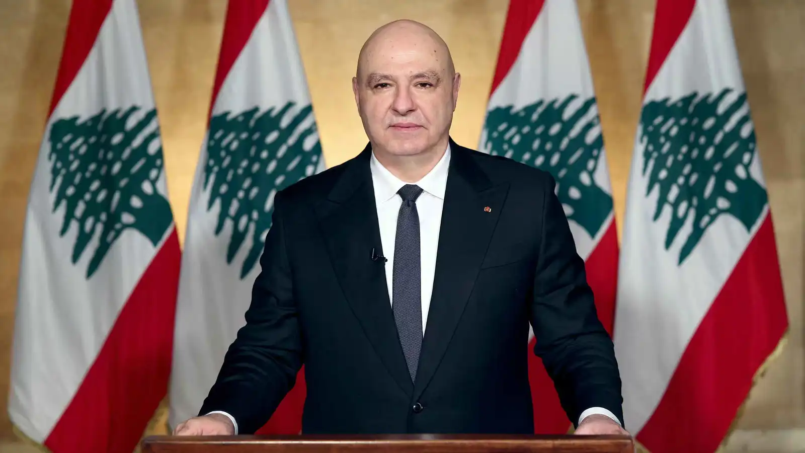 الرئيس اللبناني: لا تنازل ولا ساحة لصراعات الخارج