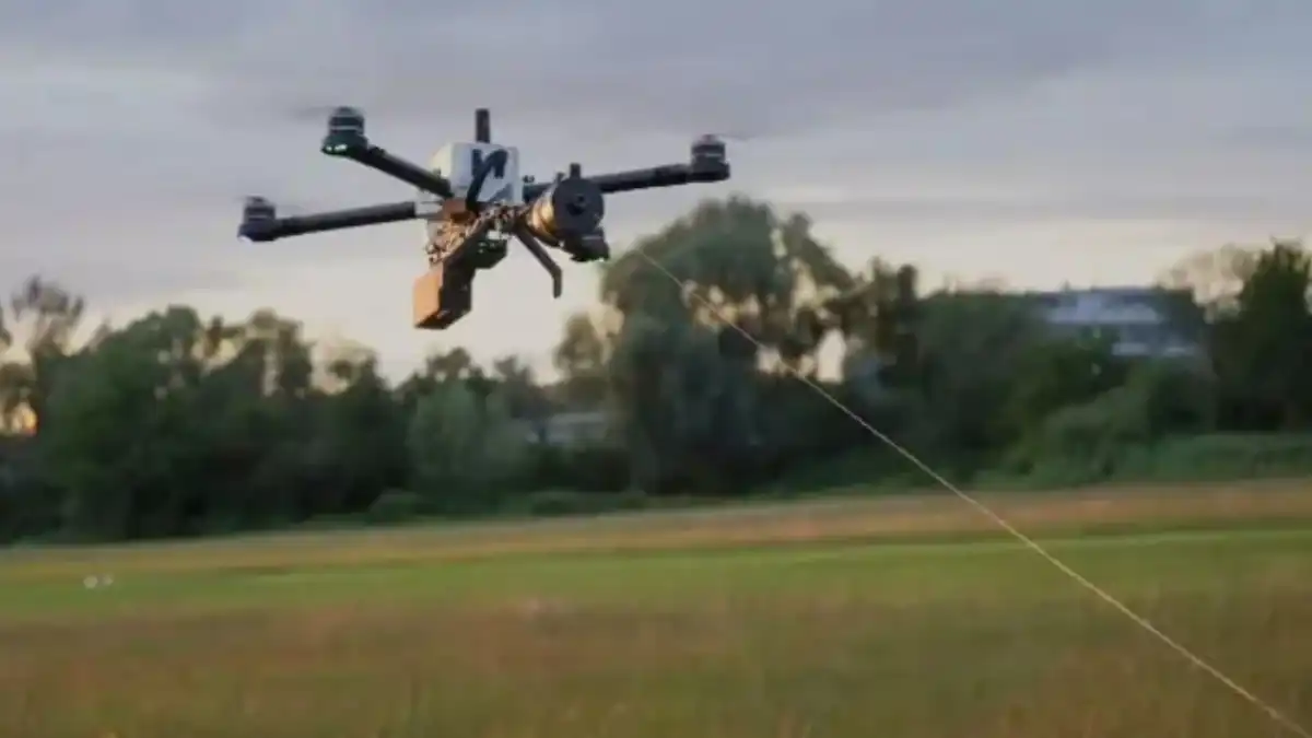 حزب الله يفاجئ إسرائيل بمسيّرات ألياف ضوئية