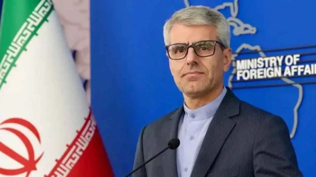 إيران تتهم واشنطن بتعطيل المفاوضات عبر التناقضات