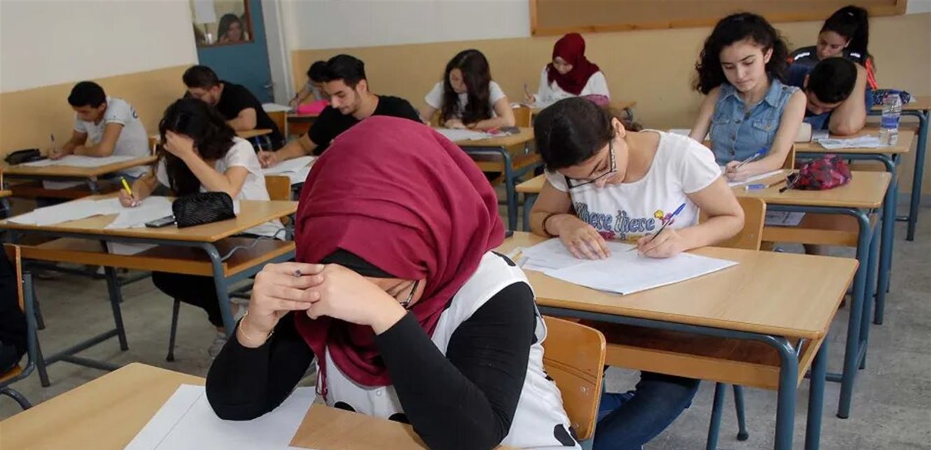 جدل واسع حول مصير الامتحانات في لبنان