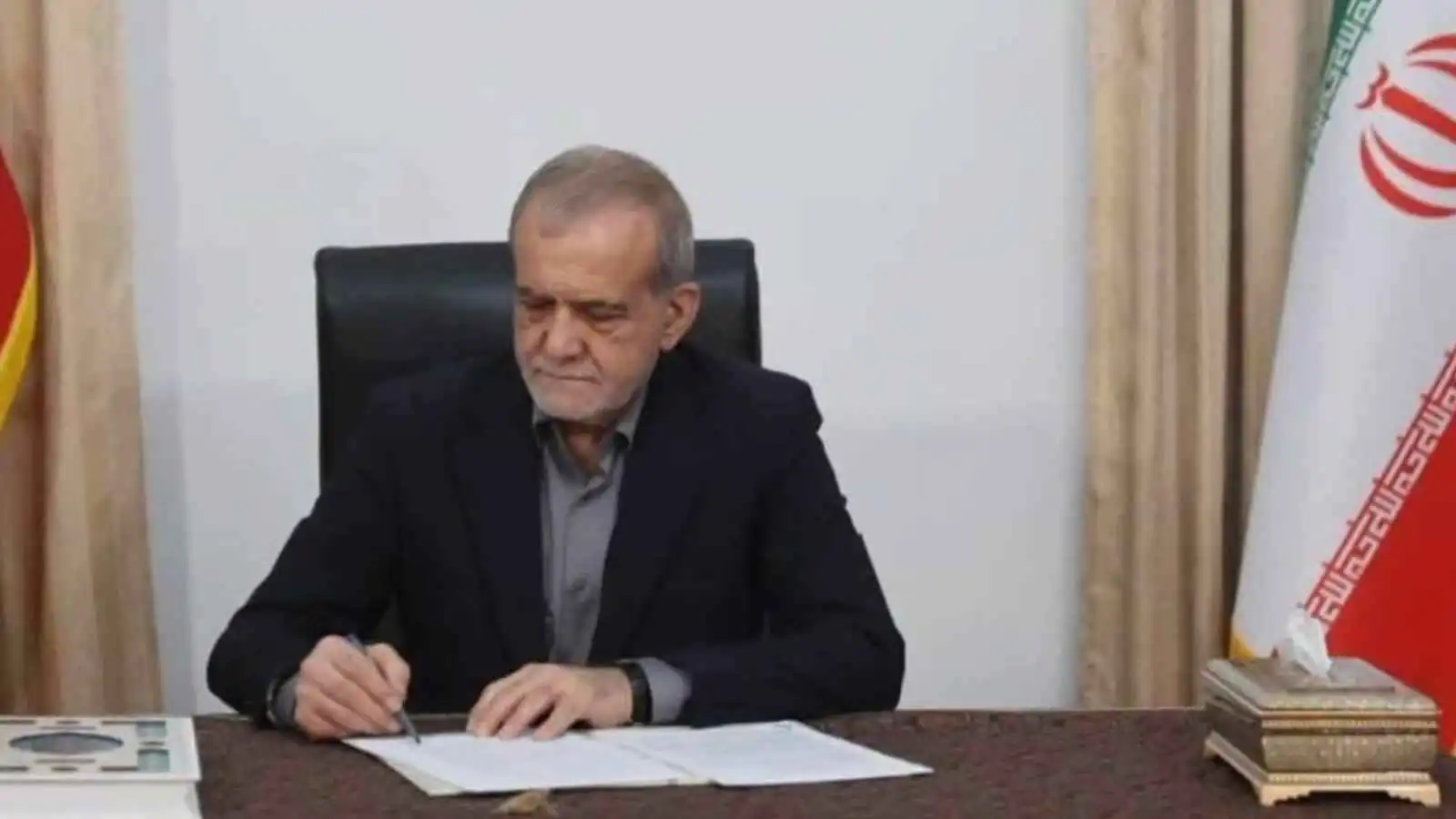 بزشكيان: التفاهم مع أمريكا يؤسس لمرحلة جديدة