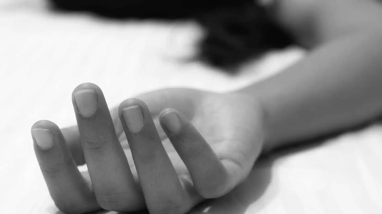 طفلة ضمن ضحايا موجة انتحار في العراق