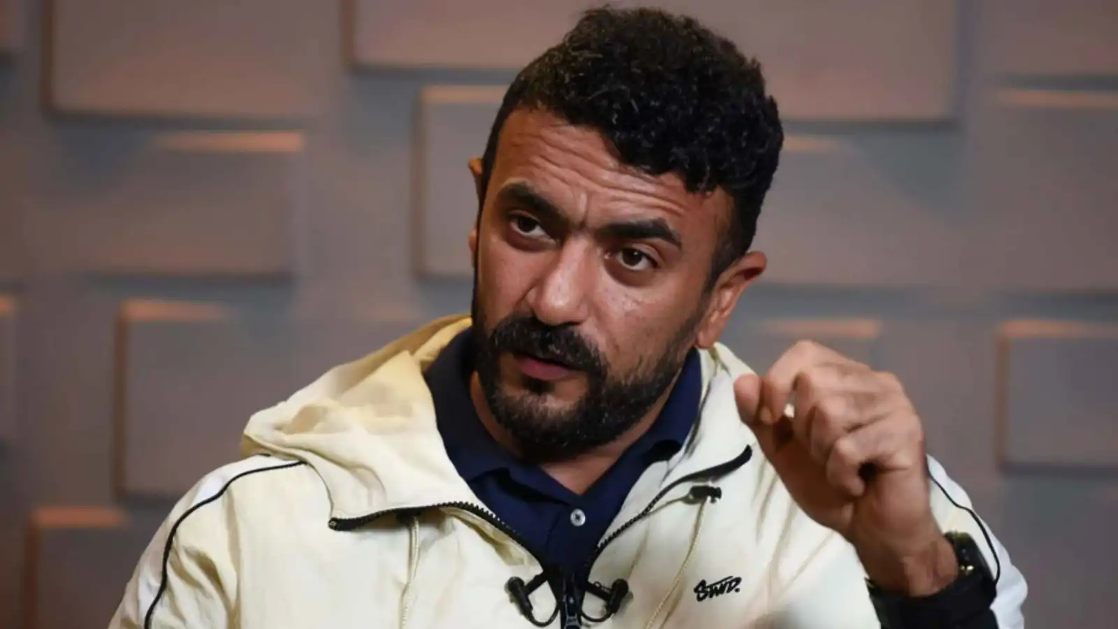 العوضي: المنافسة لا تعنيني.. والصدارة هدفي في رمضان 2027