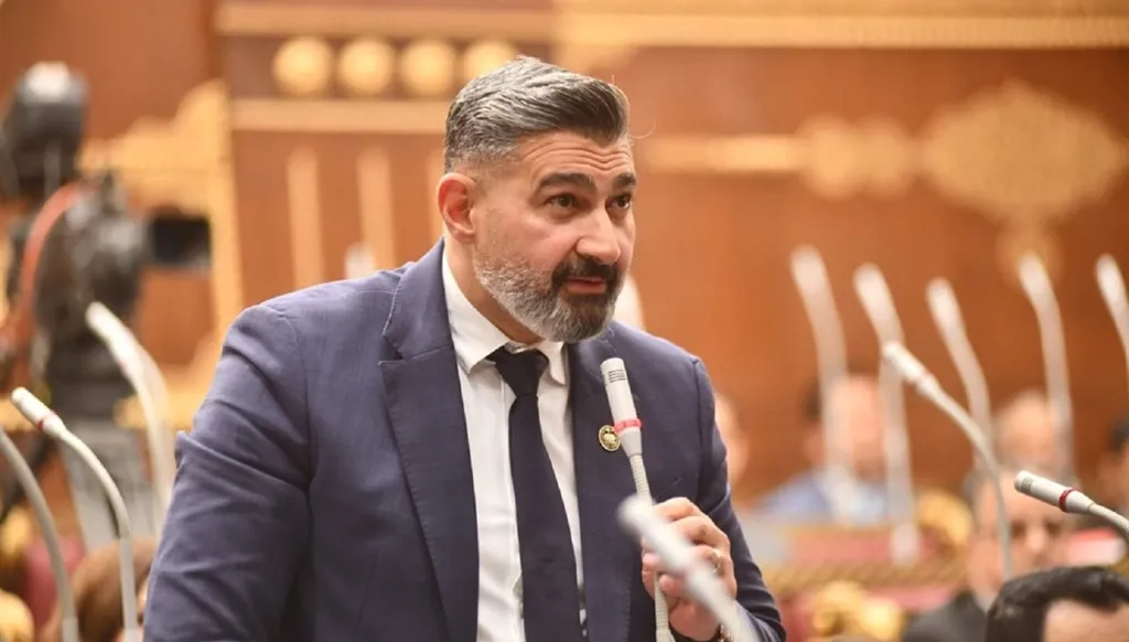 السبكي يطوي خلافه مع ياسر جلال باعتذار علني