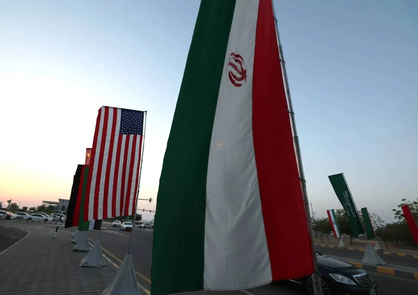 دور عربي خفي يقود مسار التفاوض مع إيران