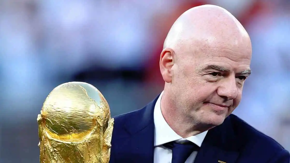 إنفانتينو يطرح أكبر مشروع استثماري بتاريخ الفيفا