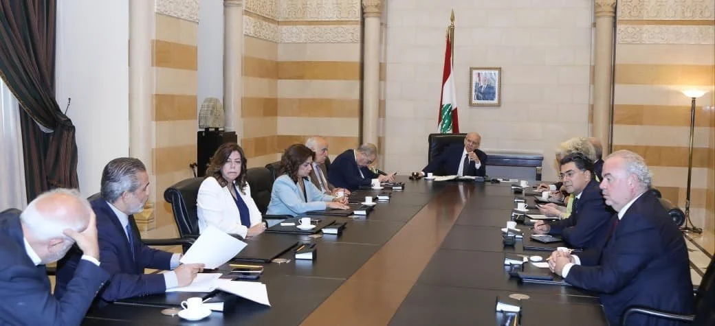 الجنوب والموازنة على طاولة نواف سلام في السراي