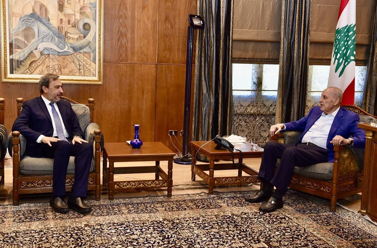 بري يفتح ملفات لبنان من السياسة إلى إعادة الإعمار