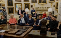 أوروبا تنقسم بين مؤيد ومعارض للانضمام إلى المجلس السلام 