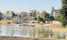 المعابر المغلقة تخنق دير الزور