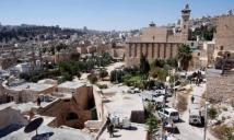 تصعيد جديد في الحرم الإبراهيمي: الاحتلال يعتدي على موظفين فلسطينيين والأوقاف تطالب بتدخل دولي