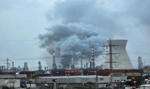 أضرار منشآت حيفا تضغط على إمدادات الطاقة بإسرائيل