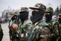 البوكمال: هجوم مزدوج يستهدف مقر الفرقة 86 وإصابة 4 عناصر