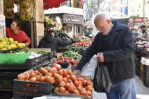 سياسات جديدة تزيد التوتر المالي وتفاقم معاناة اللبنانيين