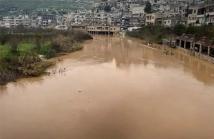 السيول تضرب إدلب وتلحق أضراراً بالبنية التحتية