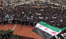 مظاهرات حاشدة في جنوب سوريا رفضًا للتهديدات الإسرائيلية ومحاولات التطبيع