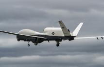 هل يتكرر سيناريو رهائن 1979 بعد سقوط طائرة أمريكية في إيران؟