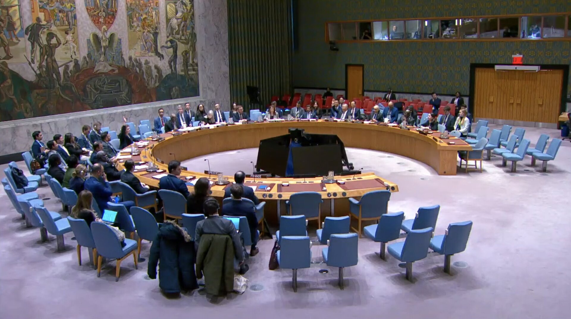 مجلس الأمن يؤجل قراراً حاسماً بشأن مضيق هرمز